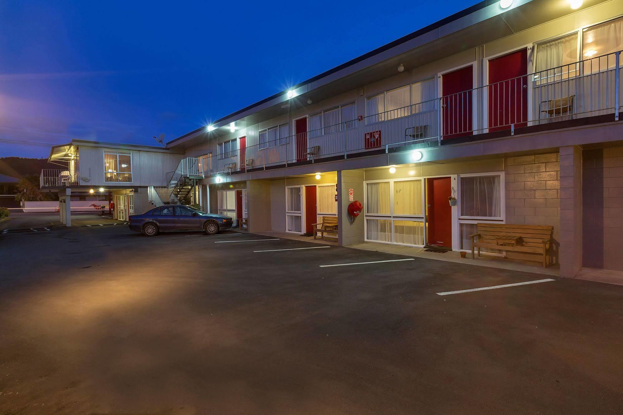 Continental Motel Whangarei Exteriör bild